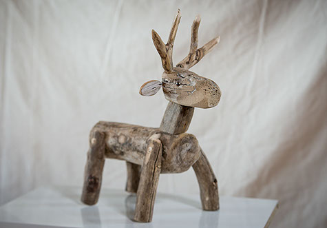 Kunstvolle Holzkunst aus Treibholz. Holzfiguren und Skulpturen für Haus und Garten in Starnberg.