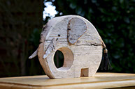 Kunstvolle Holzkunst aus Treibholz. Holzfiguren und Skulpturen für Haus und Garten in Starnberg.